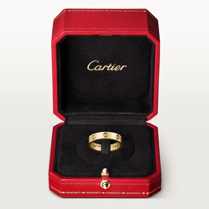Aliança Love, 8 diamantes – Ouro amarelo, diamantes – Cartier