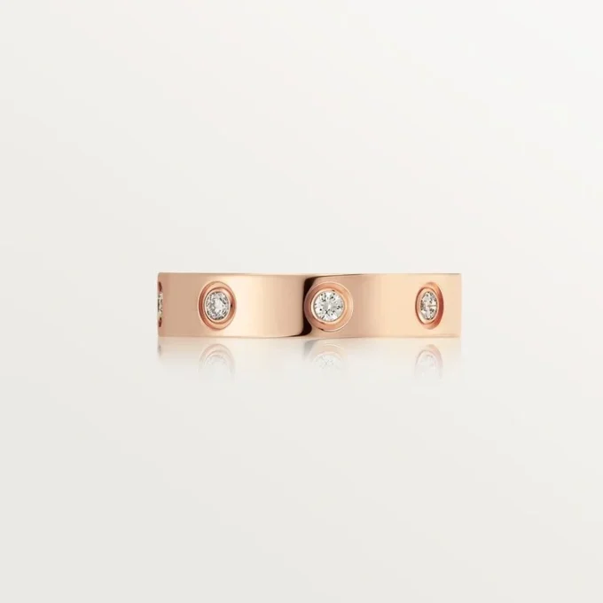 Aliança Love, 8 diamantes – Ouro rosa, diamantes – Cartier