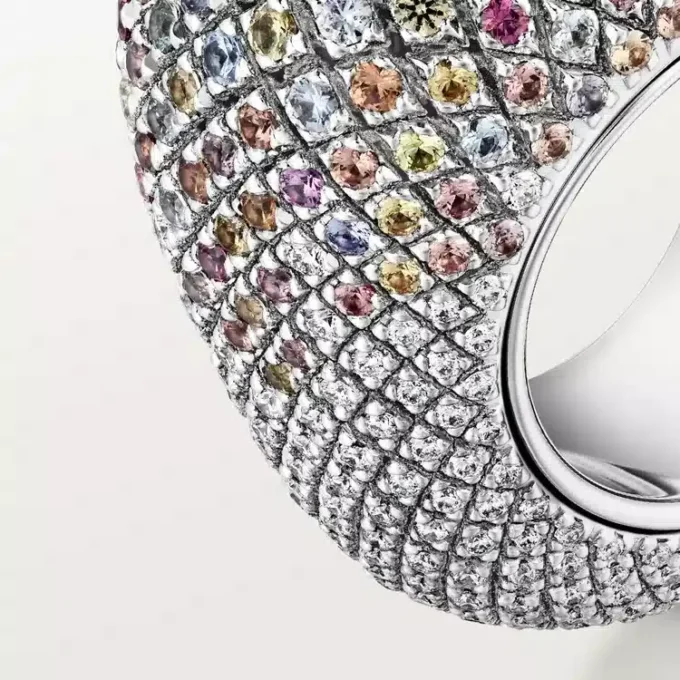 Anel Cartier Libre Tuttitutti, safiras Umba, diamantes