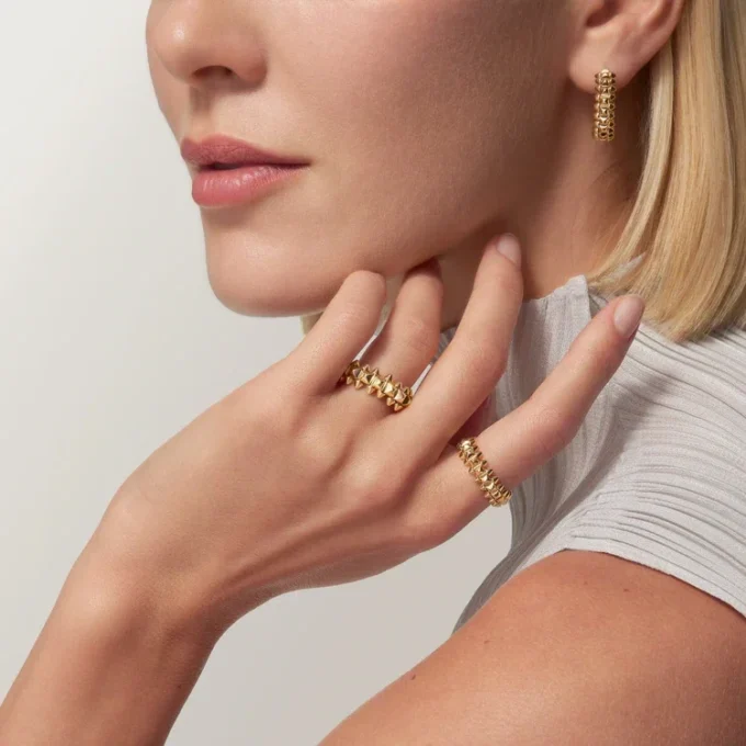 Anel Clash De Cartier, Modelo Médio