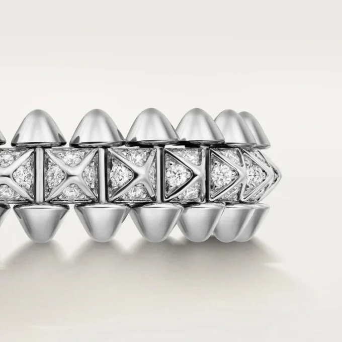 Anel Clash De Cartier, modelo pequeno, pavé