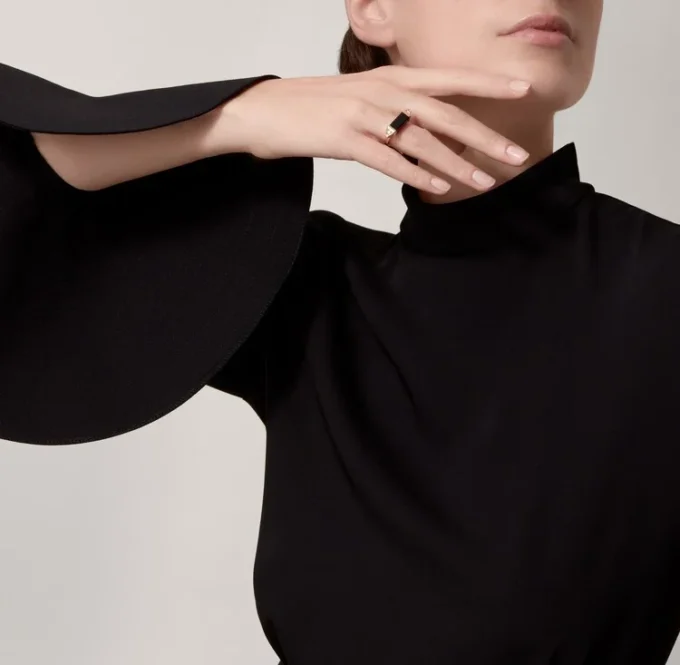 Anel Les Berlingots De Cartier, semi-pavimentado