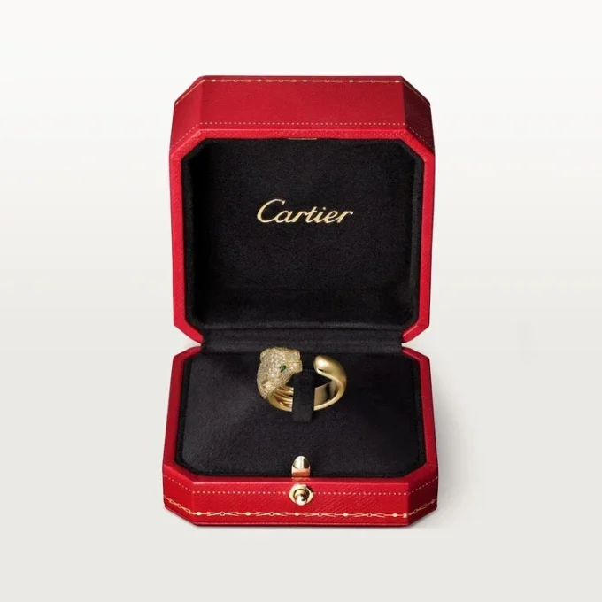 Anel Panthere De Cartier – Ouro Amarelo, Diamantes, Esmeraldas, Ônix – Cartier