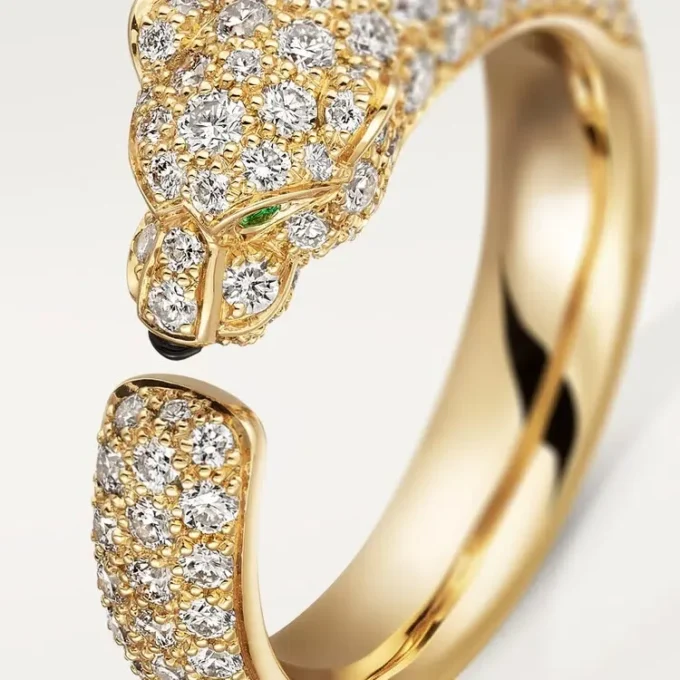 Anel Panthere De Cartier – Ouro Amarelo, Esmeraldas, Ônix, Diamantes – Cartier