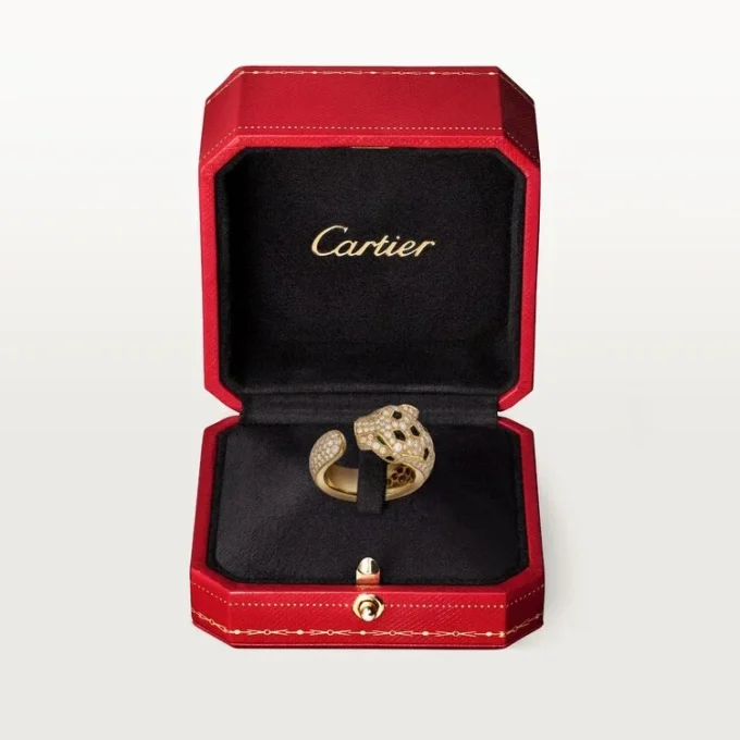 Anel Panthere De Cartier – Ouro Amarelo, Esmeraldas, Ônix, Diamantes – Cartier
