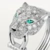 Anel Panthere De Cartier – Ouro Branco, Diamantes, Esmeraldas, Ônix – Cartier