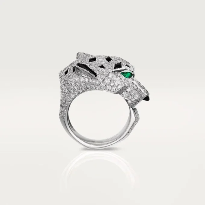 Anel Panthere De Cartier – Ouro Branco, Diamantes, Esmeraldas, Ônix – Cartier