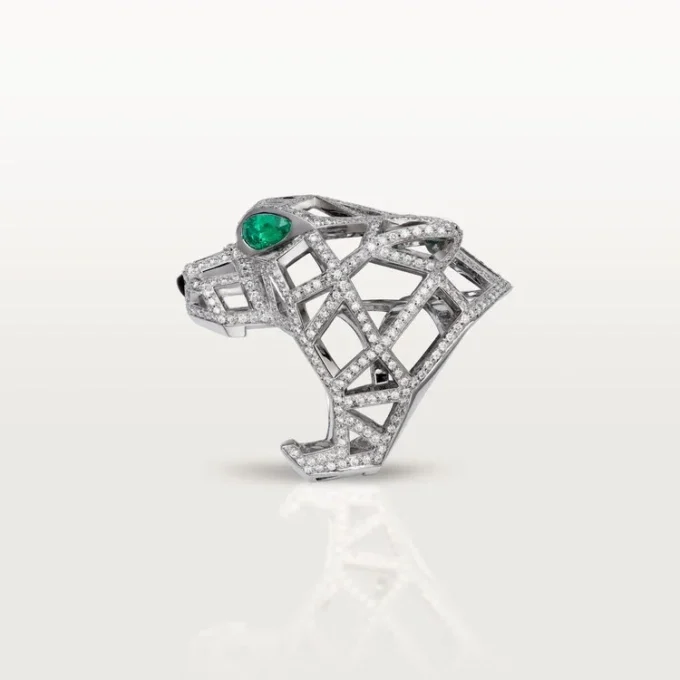 Anel Panthere De Cartier – Ouro Branco, Esmeraldas, Ônix, Diamantes – Cartier