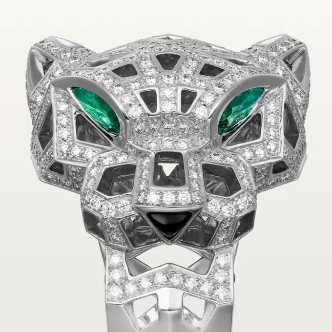 Anel Panthere De Cartier – Ouro Branco, Ônix, Esmeraldas, Diamantes – Cartier