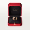 Anel Panthere De Cartier – Ouro rosa, diamantes, esmeraldas, ônix – Cartier