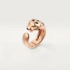 Anel Panthere De Cartier – Ouro rosa, granadas tsavoritas, ônix – Cartier