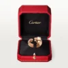 Anel Panthere De Cartier – Ouro rosa, granadas tsavoritas, ônix – Cartier