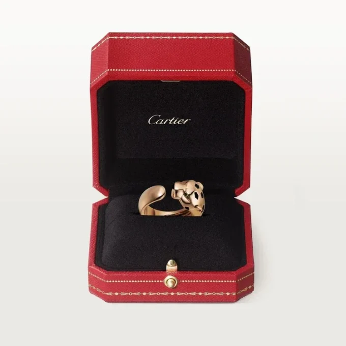 Anel Panthere De Cartier – Ouro rosa, granadas tsavoritas, ônix – Cartier