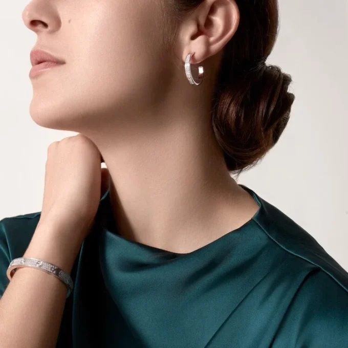 Brincos Love – Ouro Branco, Diamante – Cartier