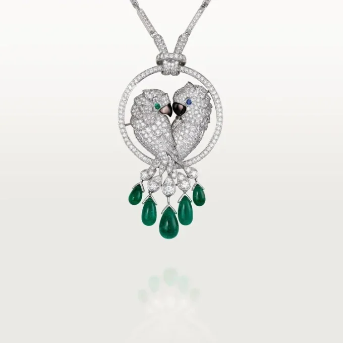 Colar Faune Et Flore De Cartier, pingentes de esmeralda, pavé