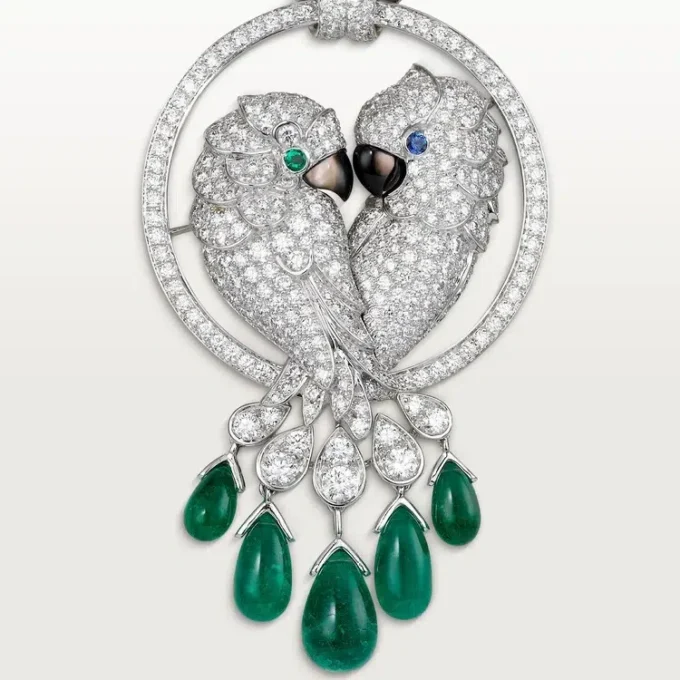 Colar Faune Et Flore De Cartier, pingentes de esmeralda, pavé