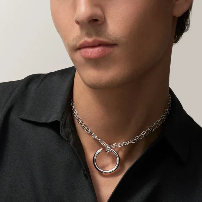 Colar longo Juste Un Clou, multiuso, modelo extragrande