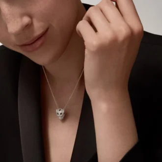 Pingente Panthere De Cartier, pavé