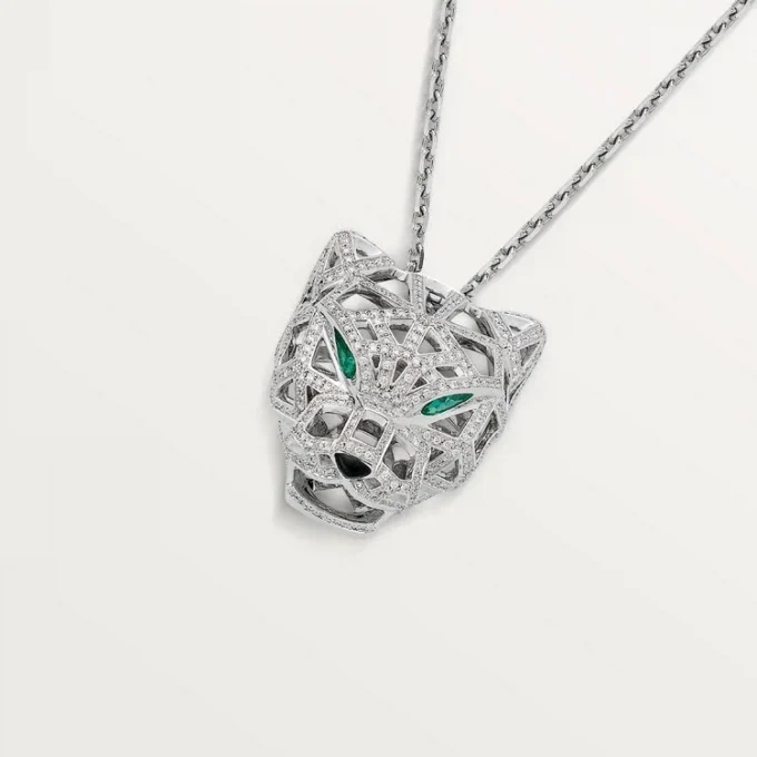 Colar Panthere De Cartier – Ouro Branco, Esmeraldas, Diamantes, Ônix – Cartier