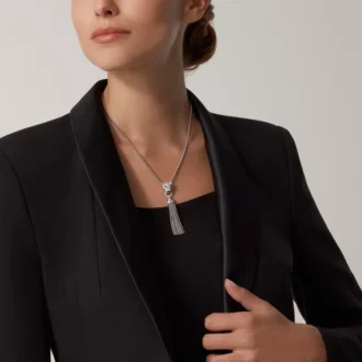 Colar Panthere De Cartier – Ouro Branco, Laca Preta, Esmeraldas, Ônix, Diamantes – Cartier