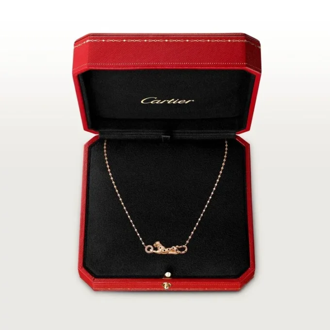 Colar Panthere De Cartier – Ouro rosa, granadas tsavoritas, diamantes – Cartier