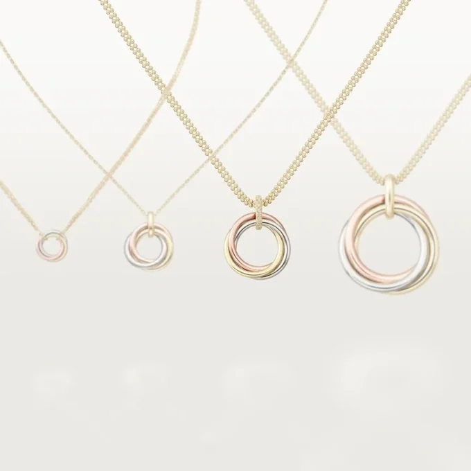 Colar Trinity com corrente de diamantes em ouro tricolor | Cartier Us