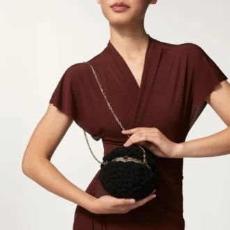 Mala redonda em croché, Cartier Soir