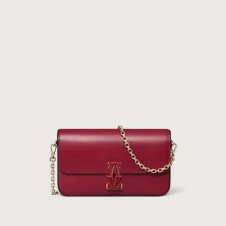 Mini-bolsa de corrente, Double C de Cartier – Pele de bezerro vermelho cereja, acabamento em ouro e esmalte vermelho cereja – Cartier
