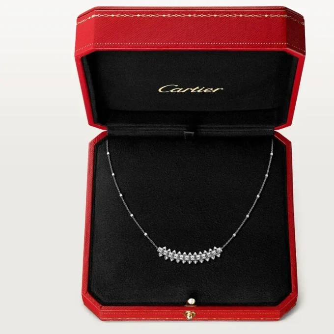 Pingente Clash De Cartier, modelo médio
