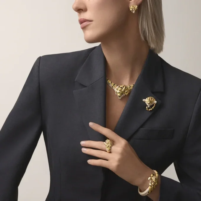 Anel Faune Et Flore De Cartier, diamantes amarelos, laranja e castanhos, pavé