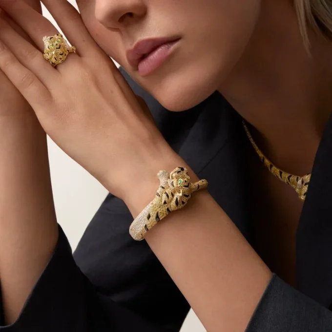 Pulseira Faune Et Flore De Cartier, diamantes amarelos, laranja e castanhos, pavé