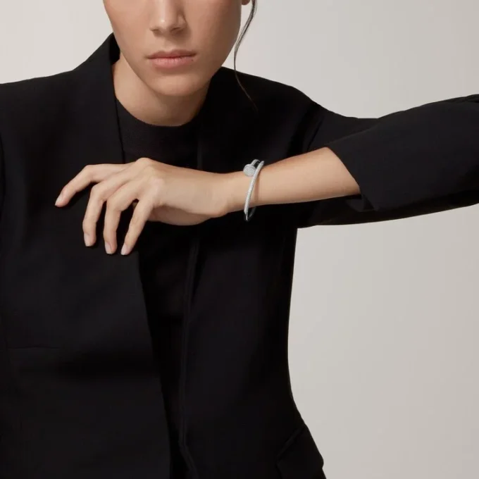 Pulseira Juste Un Clou, Modelo Clássico, Diamantes