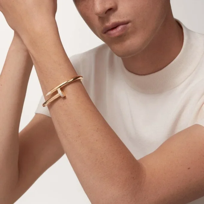 Pulseira Juste Un Clou, modelo grande, diamantes