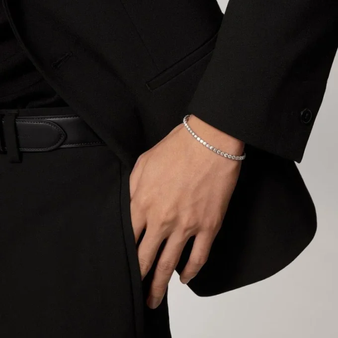 Pulseira Lignes Essentielles, diamantes em corte brilhante