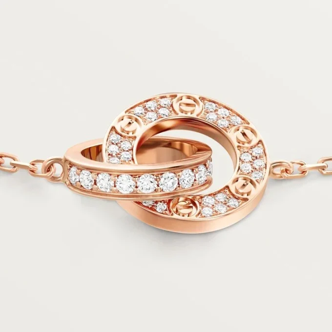 Pulseira Love, em corrente, pavé