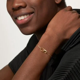 Pulseira Love, em corrente, semi-pavimentada