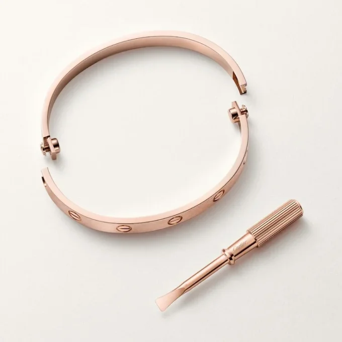 Pulseira Love, Modelo Clássico, Escovada