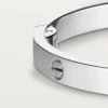 Pulseira Love, modelo médio