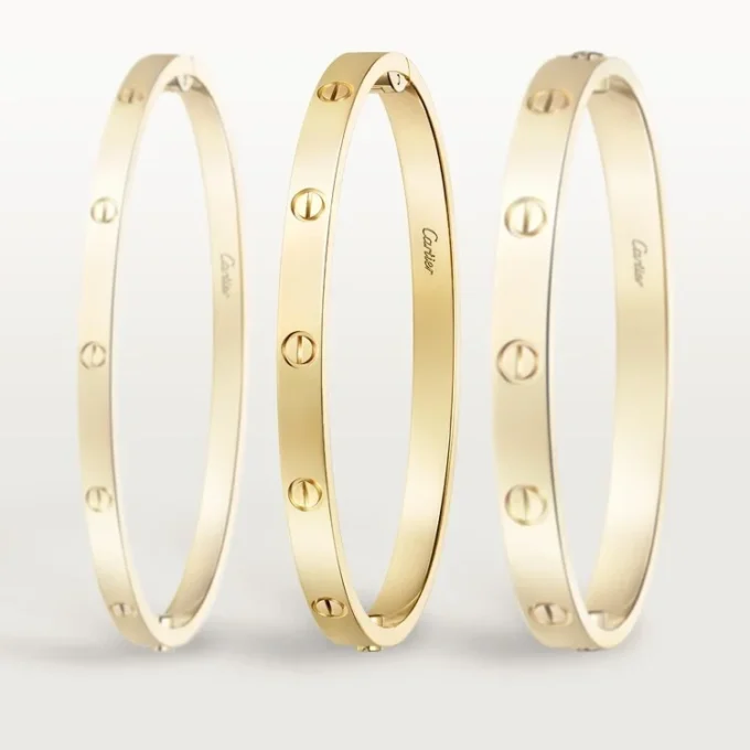 Pulseira Love, modelo médio