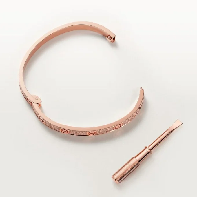 Pulseira Love, modelo médio, pavé
