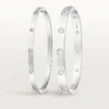 Pulseira Love, modelo pequeno, 10 diamantes