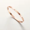 Pulseira Love, modelo pequeno, 6 diamantes
