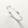Pulseira Love, modelo pequeno, 6 diamantes