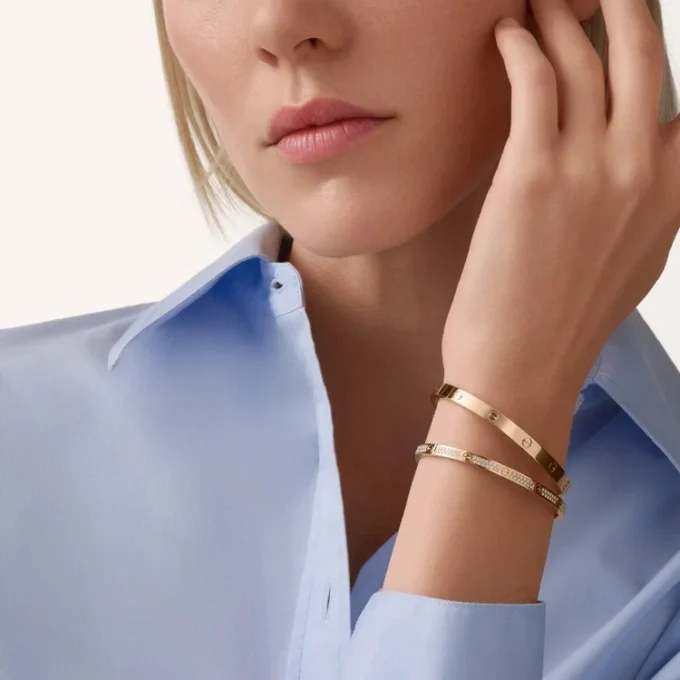 Pulseira Love, modelo pequeno, pavé