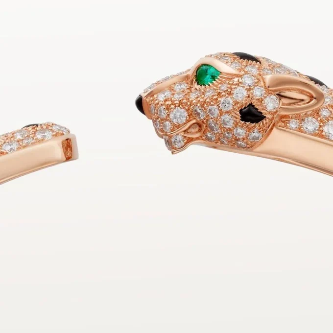 Pulseira Panthere De Cartier, modelo médio, semi-pavé