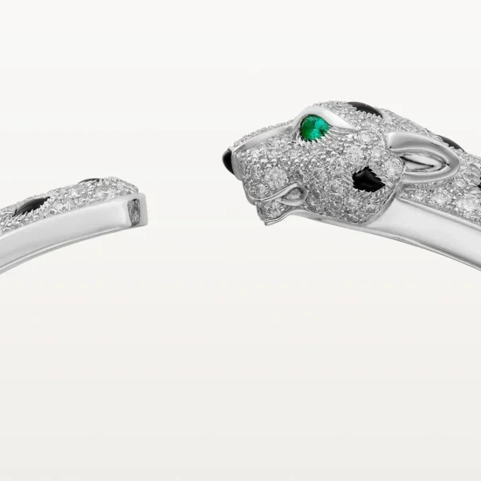 Pulseira Panthere De Cartier, modelo médio, semi-pavé