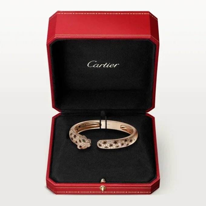 Pulseira Panthere De Cartier, modelo médio, semi-pavé