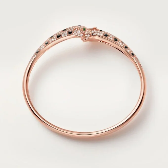 Pulseira Panthere De Cartier, modelo pequeno, semi-pavé