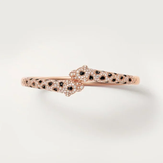 Pulseira Panthere De Cartier, modelo pequeno, semi-pavé