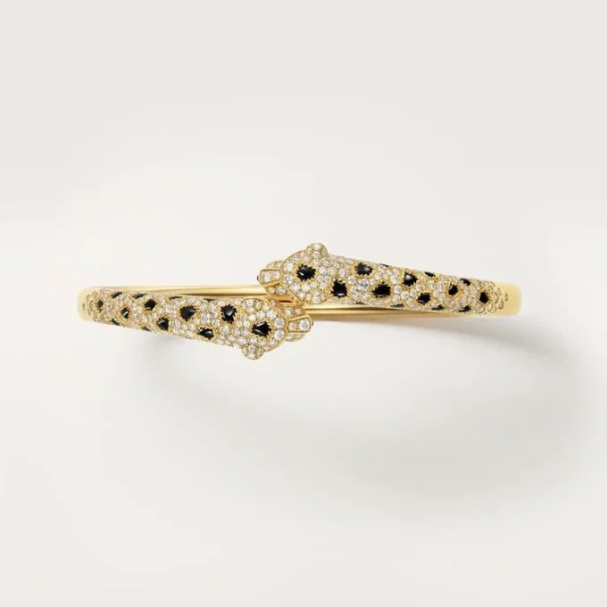 Pulseira Panthere De Cartier, modelo pequeno, semi-pavé